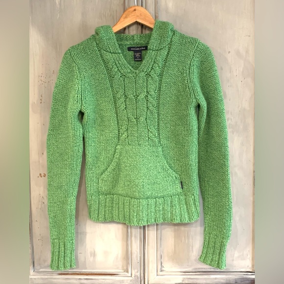 Abercrombie & Fitch Vtg. Green Hooded Sweater Sz XS S - Picture 7 of 7